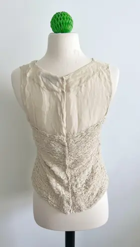Robert Rodriguez top size 6 cream ruffle sweetheart
