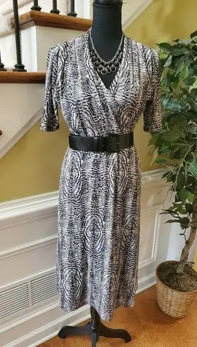 Jones New York  Belted Faux Wrap Dress Sz Medium