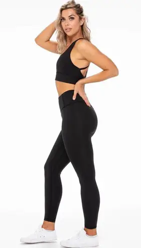 Ethos  Women's Basic Leggings Active Athletic Pants in Black Size XS