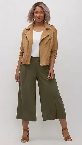 Lane Bryant Pleated Wide Leg Cropped Pants