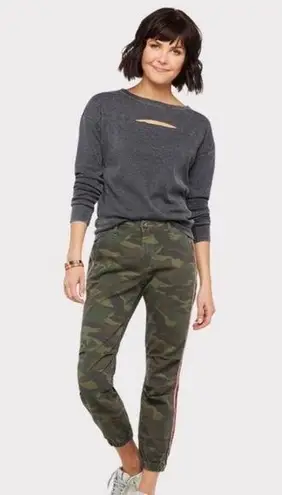 Sundry Womens Size 26  Camo Print Jogger Pants NWT