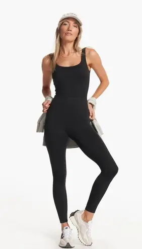 Vuori Halo Essential Jumpsuit in Black XS