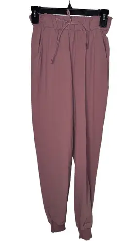 Lululemon Stretch High-Rise Jogger *Full
Length Spiced Chai Size 2