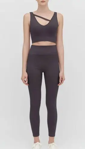 Cuyana Stretch High Waist Leggings and Crop Top
