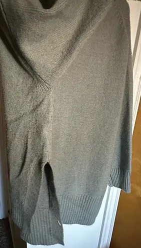 H&M  Turtleneck Grey Sweater thumbnail 4