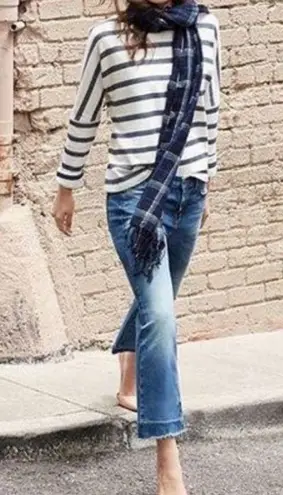 St. John SPORT CROPPED DENIM BLUE JEANS 0