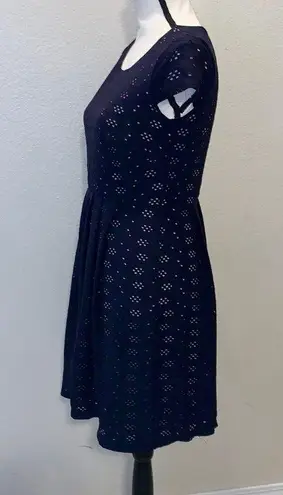 Enfocus Studio En Focus Studio navy blue open knit cream lined short sleeve midi dress