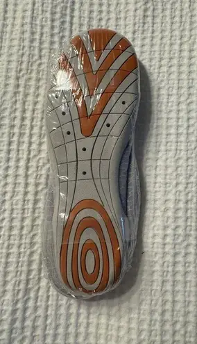 NWT White Orange Water Shoes Beach Resort Pool Vacation Size 7.5