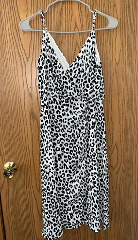 EXPRESS White/Black Leopard Midi Dress