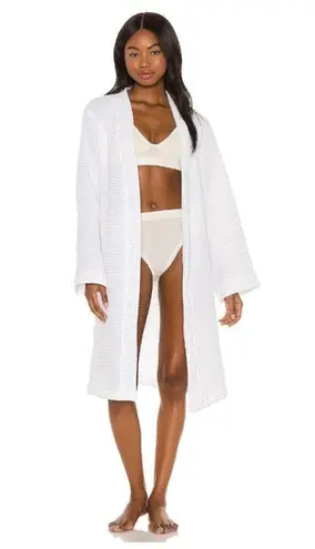 SLOWTIDE Guild Waffle Robe in White Size Large / X