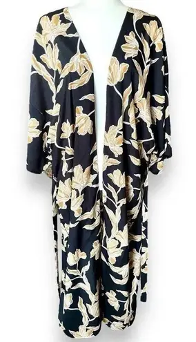 MAISON DU SOIR x Revolve Floral Kimono Robe Black Size undefined