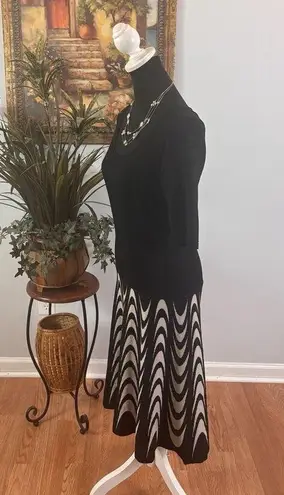 Gabby Skye Women Size M Black and Beige Sweater Dress Ethereal Goth Whimsical