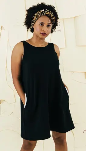 Rove & Roam Black Sleeveless Round Neck Chelsea Swing Aline Dress Size Small