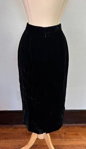 I.B. Diffusion Vintage 1990 Black Velvet Midi Sheath Skirt