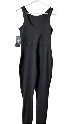 Move Theology Women's black Athletic Sporty Black and White Jumpsuit Sz M NWT Size M
