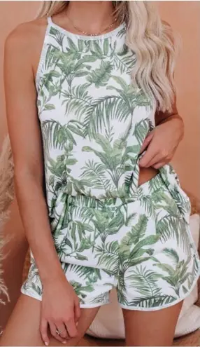 Tropical Palm Leaf Two Piece Set NWT Tank & Shorts Lounge Summer Outfit Green Size L