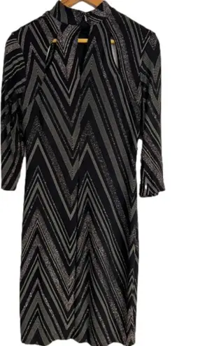 Enfocus Studio Women’s Black, Silver, and Lilac Shimmering Dress Size 6