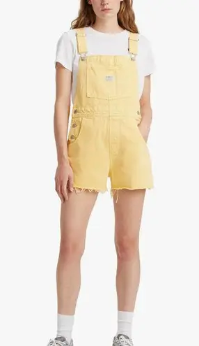 Levi's Woman's Shorts ® Premium Vintage Light Yellow Denim Shortall Overalls SZ S