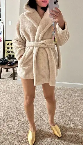 Weekend maxMara wool robe coat. S