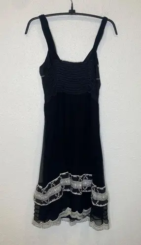 Hale Bob Black White Delicate Slip Dress Lace EUC Sz Sm Surplice V-Neck Line