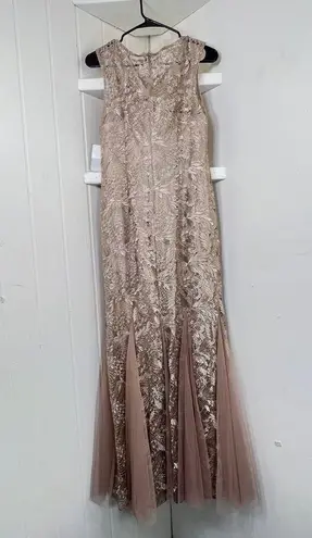 Alex Evenings Size 6 Long & Fit & Flare Dress Godet Detail w/all over Embroidery