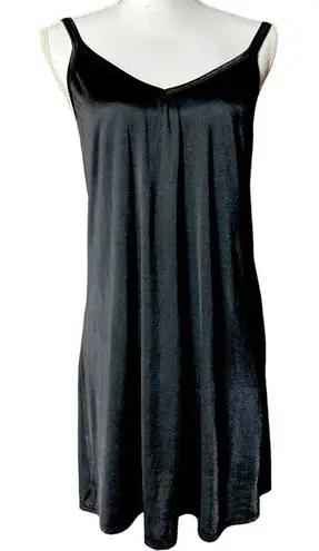 Vanity Fair Slinky Sexy Little Black Slip Dress Size 18 (but will fit smaller)