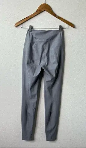 Lululemon  Grey High Rise 7/8 Pant Womens Size 2