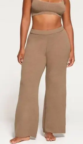 SKIMS NWT COZY LIGHT PANT DESERT S *Minor Flaw*