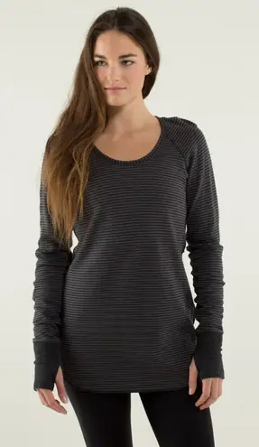 Lululemon Open Your Heart Long Sleeve Black Heather Gray Size 8 or 10