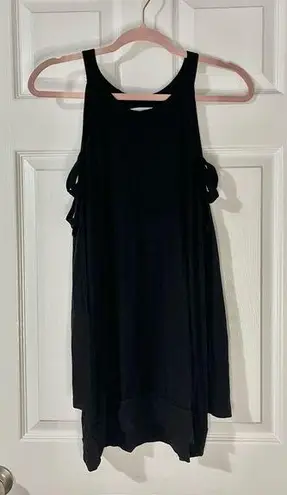 Cherish Black long sleeve cold shoulder stretchy shirt large