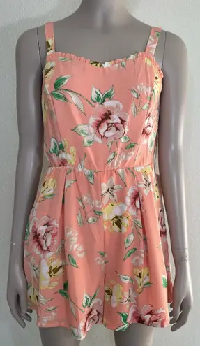 Love & Piece Collective Peach Floral Romper NWT!