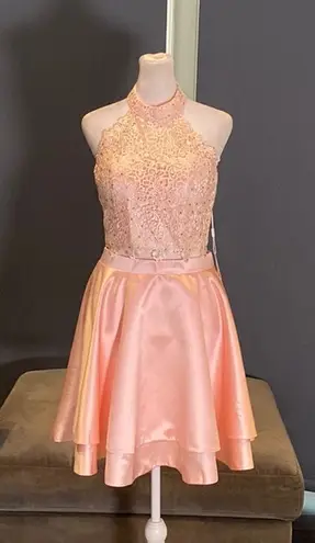 Women’s Satin & Lace Halter Short Prom Party Dress 2 Pieces Size 4 NWT