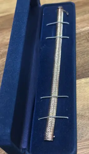 Vintage 7" Italian Ultra Fine Silver Omega bracelet with box clasp 5mm