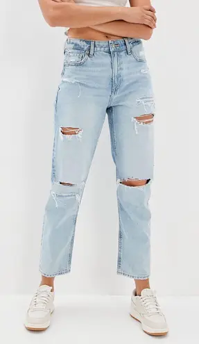 American Eagle Outfitter Mom Straight Jeans