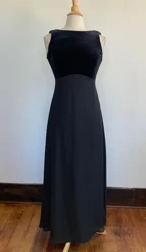 Rhapsody Vintage 90’s Solid Black Velvet Cowl Back Full Length Formal Dress