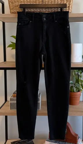 Judith March High-Rise Black Skinny Jeans, 11 / 29