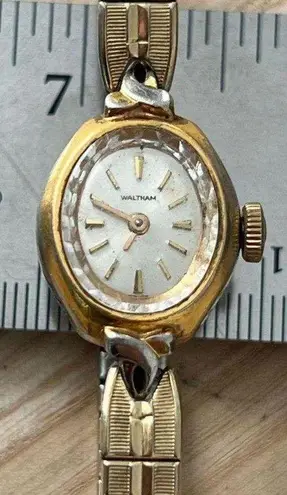 Waltham Vintage Ladies Watch Mechanical Winding Stainless Dial Gold Stretch Band