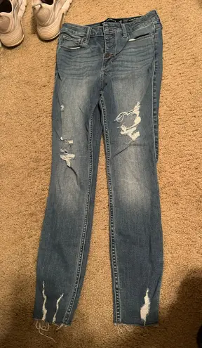 Hollister Crop Distressed Jeans