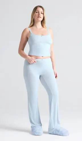 SKIMS Soft Lounge Lace Cami in Blue Quartz, Size Small