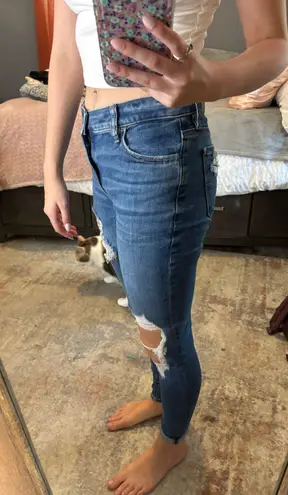 American Eagle Outfitters Ripped Skinnies