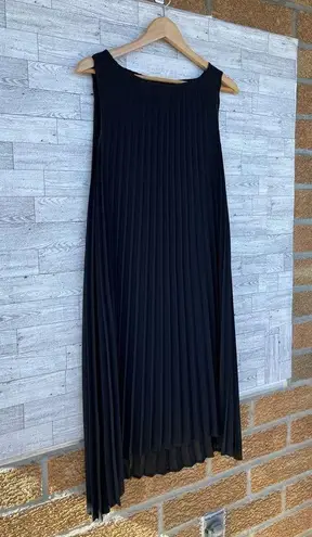 Babette Pleated classy Dress in black size small