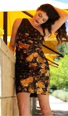 Maggy London One Shoulder Satin Ruched Marigold Floral Print Dress - size 10