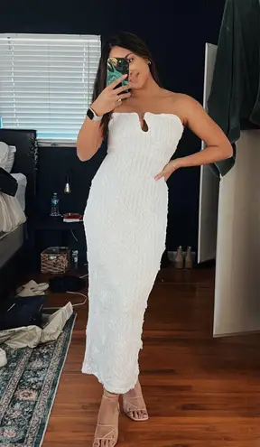 Selfie Leslie Textured White Midi Dress