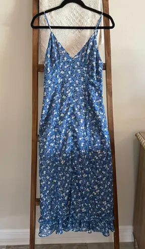 Majorelle NWOT From Revolve Blue Ditsy Floral Quincy Midi Dress