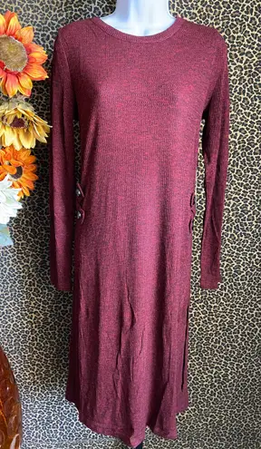 Doe & Rae ✅3/$30✅ NWT Burgundy Marble Long Sleeve Side Slit Button Accent Dress | LARGE