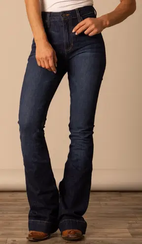 Kimes Ranch NWT Kimes Jeans in Blue Dark Wash Size 12/34