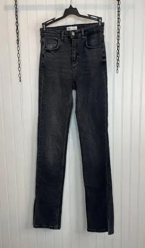 ZARA NWOT  Black High Rise The Skinny Slit Hem Jeans Womens Size 2