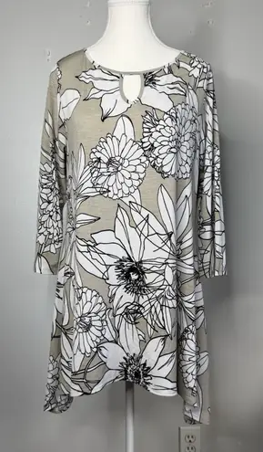 Clara Sun Woo Beige Black White Floral Tunic Top Women’s Size M Asymmetrical Hem Size M