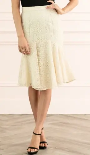 Rachel Parcell NWT Cream Embroidered Flounce Skirt Beige Swan Size Small NEW
