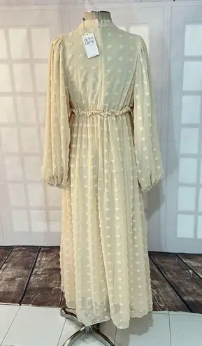 Bliss Hijab NWT ivory EVA MAXI DRESS